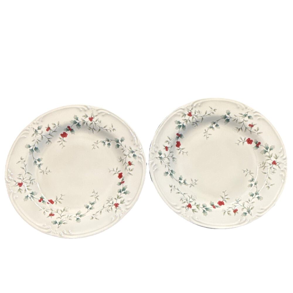 Pfaltzgraff Winterberry Ceramic Salad Plates Set of 2 Glossy Round 8”